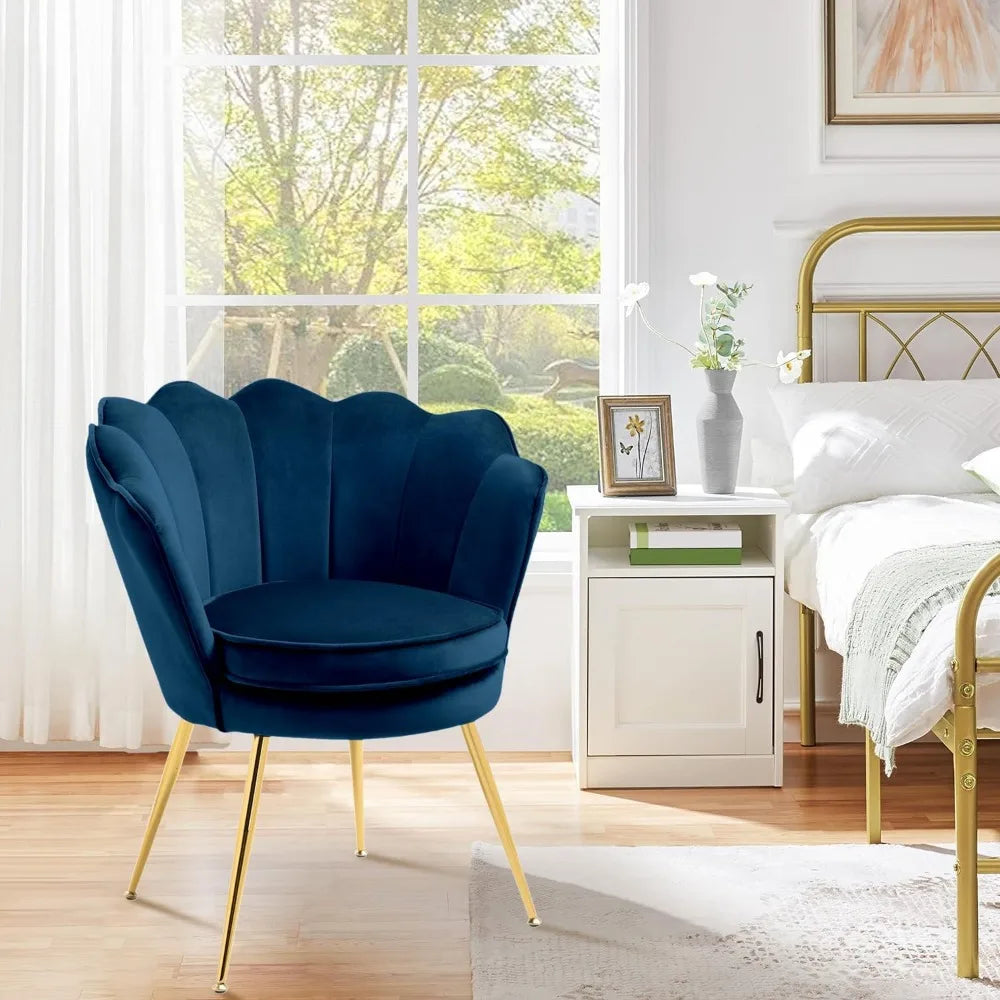 Shell Back Accent Chairs/ Set of 2