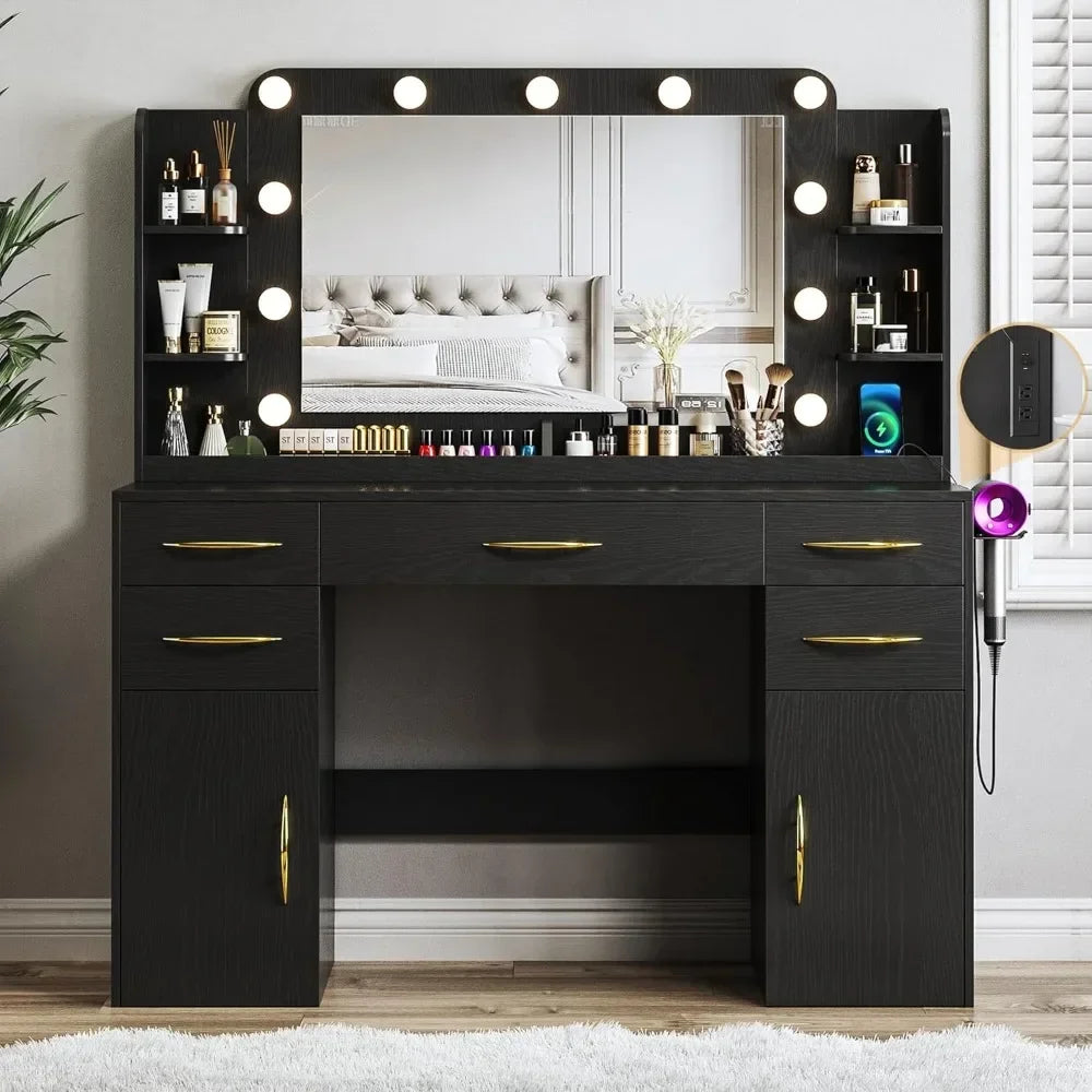 Hollywood Vanity With Large Mirror & Lights