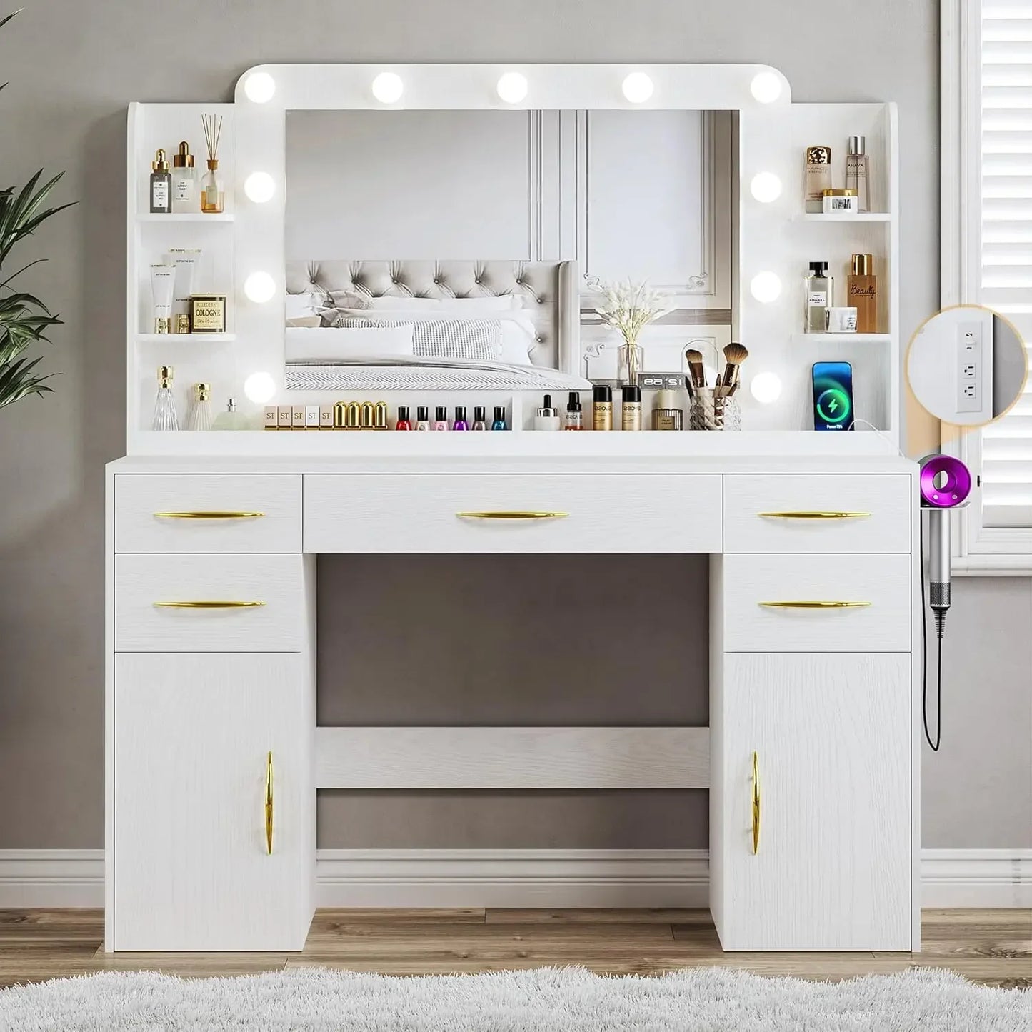 Hollywood Vanity With Large Mirror & Lights