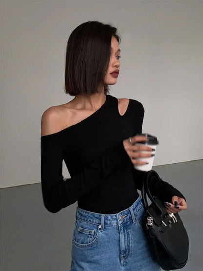 Off-shoulder Long-sleeved Tee